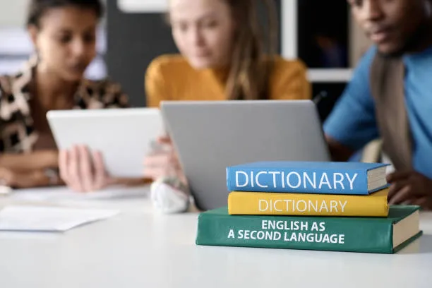 افضل كورسات المحادثة الانجليزية في أكاديميتنا زيا 2 افضل كورسات المحادثة الانجليزية